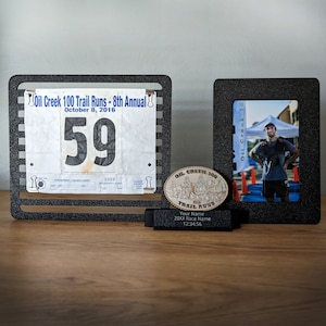 Schnalle Display mit Bib & Foto oder zwei Fotos 3 in 1. Ideal für Ultraläufer, Rodeo, Boy Scouts, Achievements. Personalisierte Schattenbox.