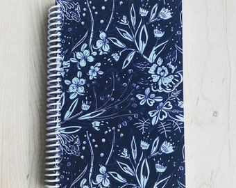 Floral (Black) - TrainRite Complete Fitness Journal