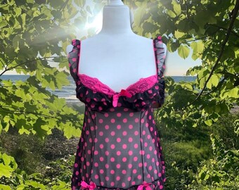Mesdames Polka Dot Nightdress Womens 100 % coton sans manches à rayures garniture nuisette Mesdames Polka Dot Nightdress Womens 100 % coton sans manches à rayures garniture nuisette