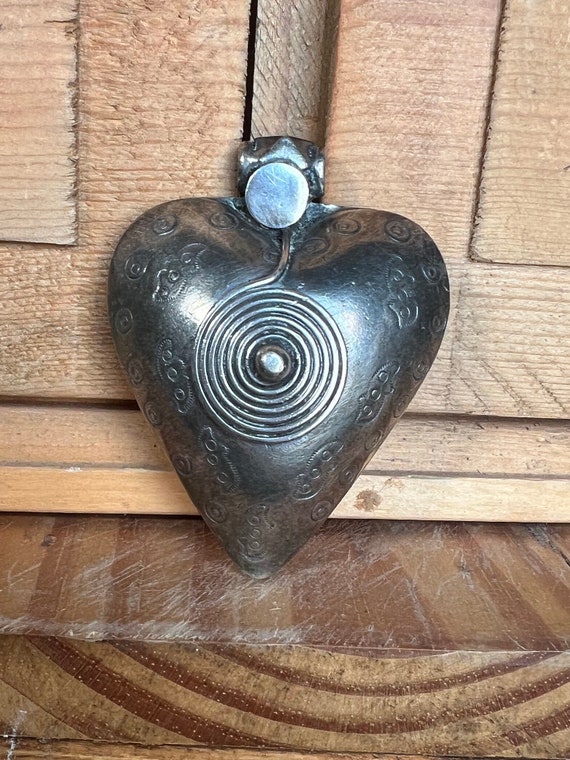 Large Silver Engraved Puffy Heart Pendant