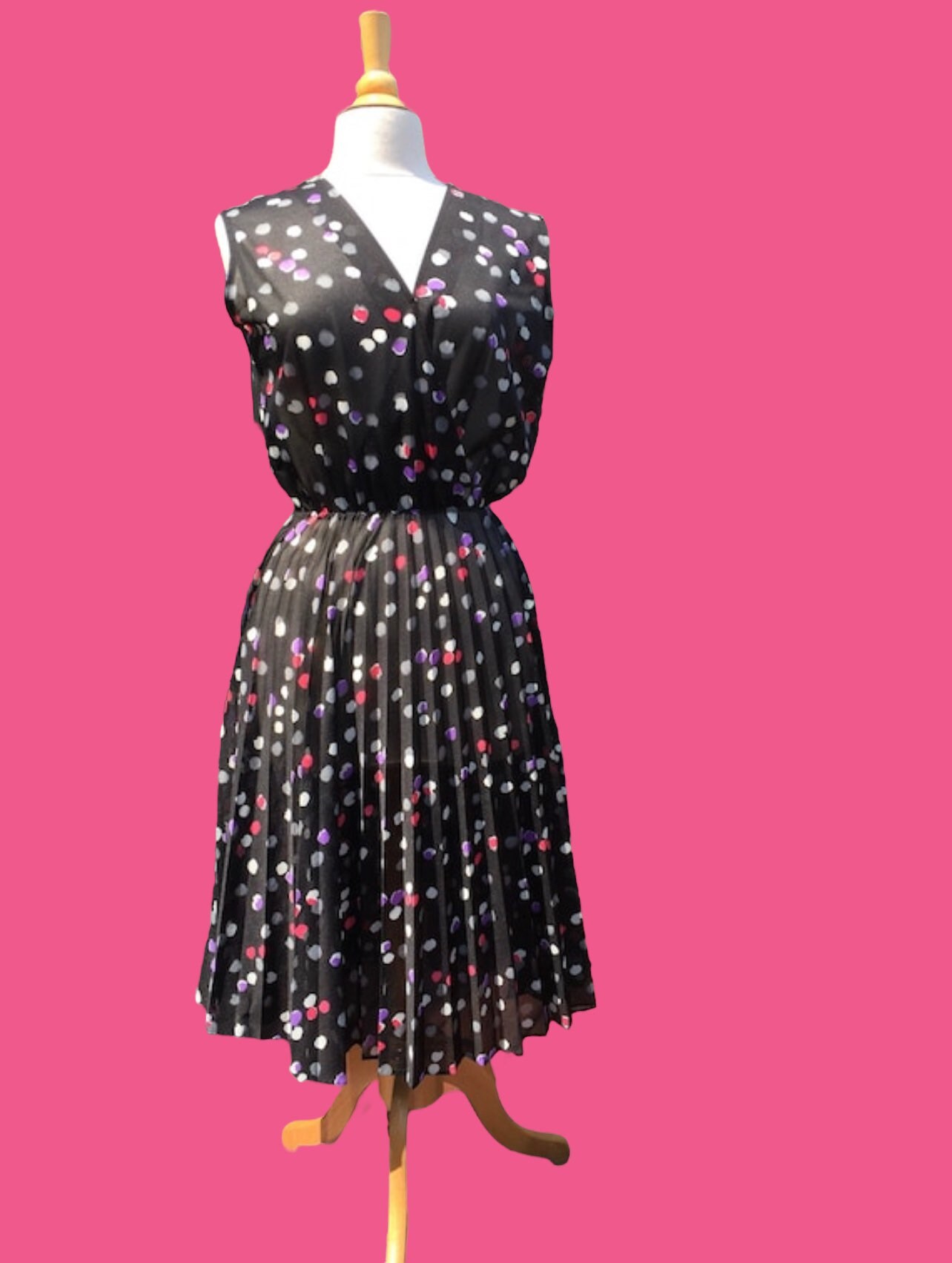 marilyn monroe blue polka dot dress Marilyn Monroe, Bombshell Dress, Vintage 1950s Sewing Pattern – Vintage  Sewing Pattern Company main image 0
