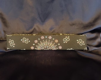 Narrow Black Paisley Bandana with Light Pink and Diamond Clear Austrian Crystals (Sku2086)