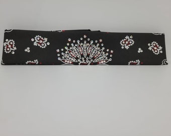 Narrow Red on Black Paisley with Diamond Clear Austrian Crystals (Sku2544)