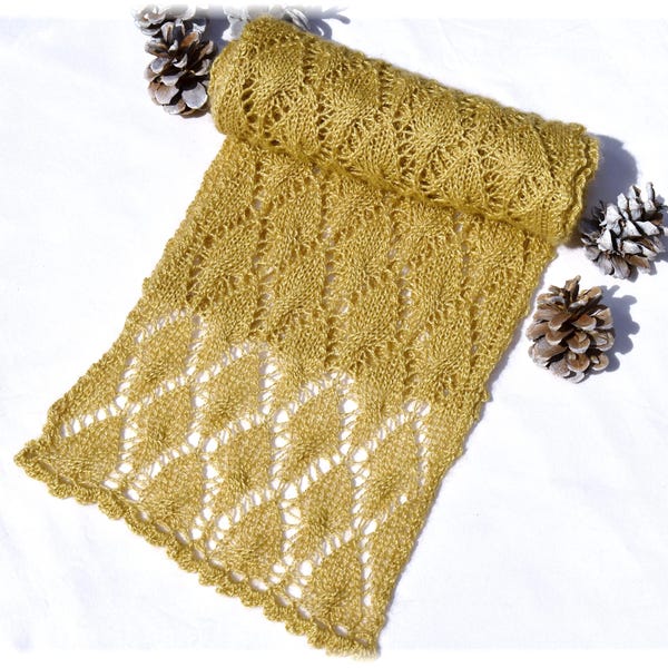 Hand knit Lace scarf in Qiviut-Silk blend for ladies "Eden Island" - MADE TO ORDER