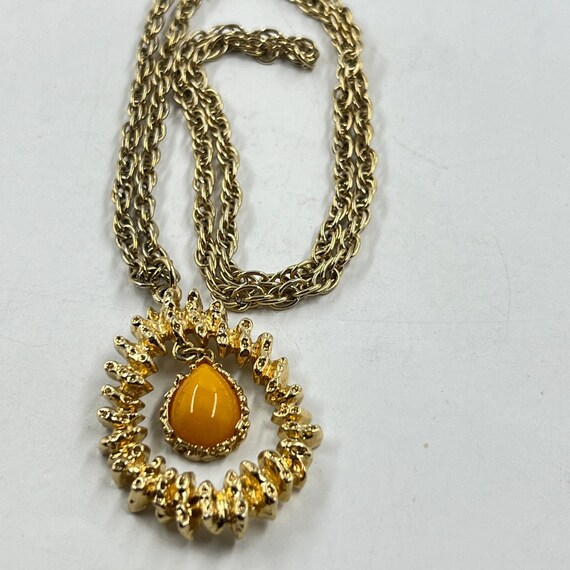 Sarah Coventry Pendant Necklace Gold Tone Texture… - image 9