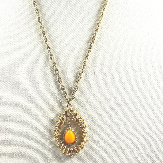 Sarah Coventry Pendant Necklace Gold Tone Texture… - image 6