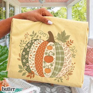 Pumpkin Plaid Tee, Checkered Pumpkin, Patchwork Shirt, Floral Pumpkin, Fall Pumpkin Shirts, Fall Gift for Women, Thanksgiving Tshirt