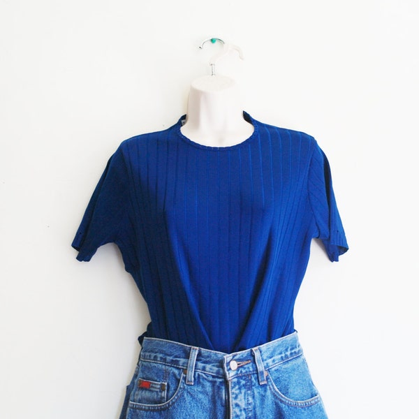 Vintage 60 navy blue pull/ tee-shirt