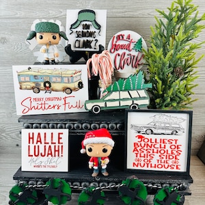 Letreros navideños escalonados de Griswold: Set de decoración navideña para el hogar