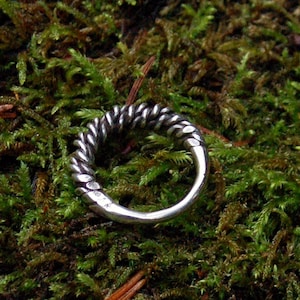 Sterling Silver Viking Ring - Fléttaður