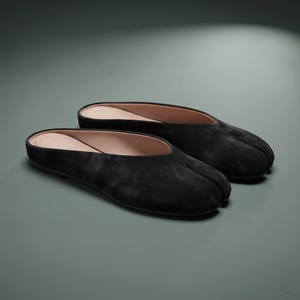 Black Tabi Mules for Women, Split Toe Slip-On Shoes, Japanese-Inspired Minimalist Footwear