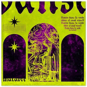 Peut inclure: Une impression graphique vert citron et violet avec trois portails en arche. L'arche centrale montre un squelette, avec le texte "Rentre dans la ronde" et "macabre". Le design inclut des étoiles et une texture de nébuleuse.