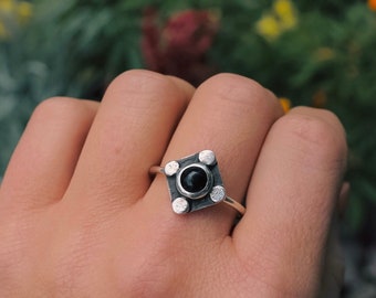 Onyx Compass Ring - 9