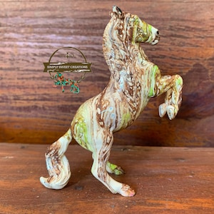 Breyer Stablemate Modell Pferd Custom Original Handbemalt Unikat grün, braun, beige Darwin
