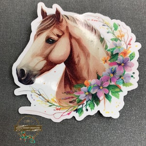 Autocollant de cheval, cheval Boho, autocollant pour ordinateur portable, autocollants de poney, autocollant de cheval mignon, décalque de cheval, tête de cheval, équestre, cheval de fleur, autocollants