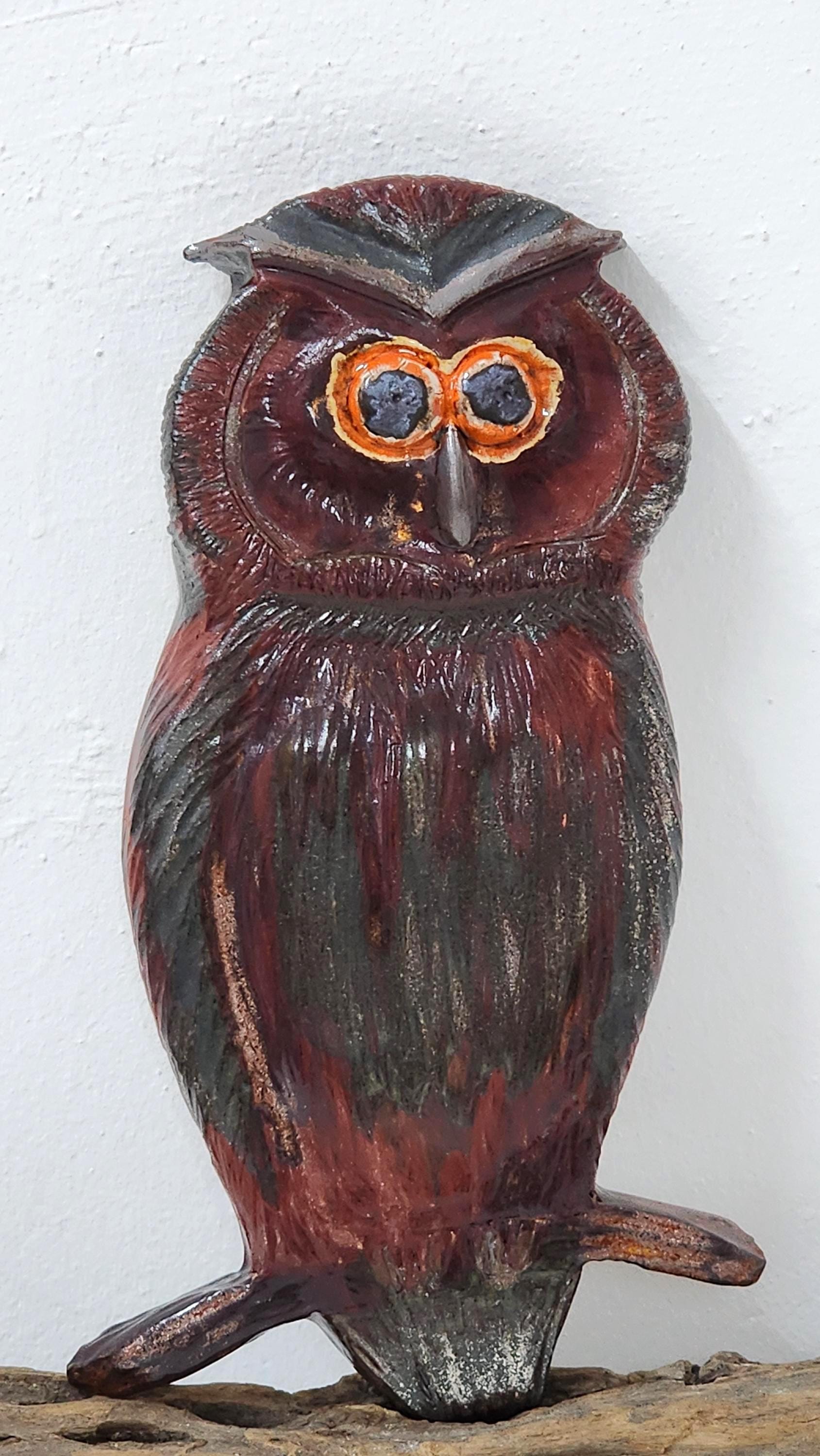 手作りの陶器製フクロウの彫刻：古代の知恵の装飾、秋の装飾ギフト