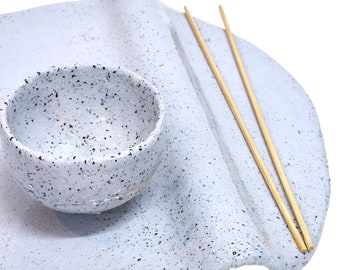 Handgefertigt Keramik Sushi Käsebrett mit Schale: Rustikale Charcuterie Platte