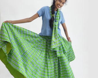 Long skirt with wide panels in light cotton printed green checks