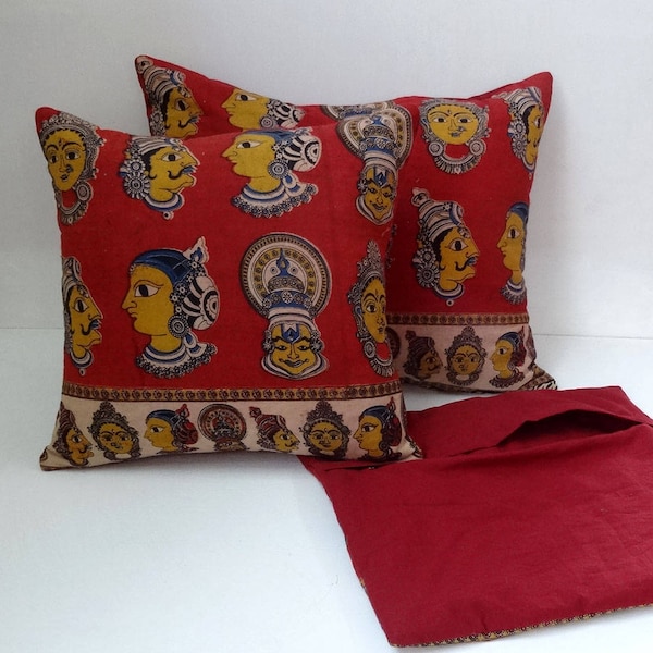 Lot de 2 * HOUSSES DE COUSSIN, Déco rectangulaire bordeaux et safran avec visages imprimés de danseuses Kadakali,maroon