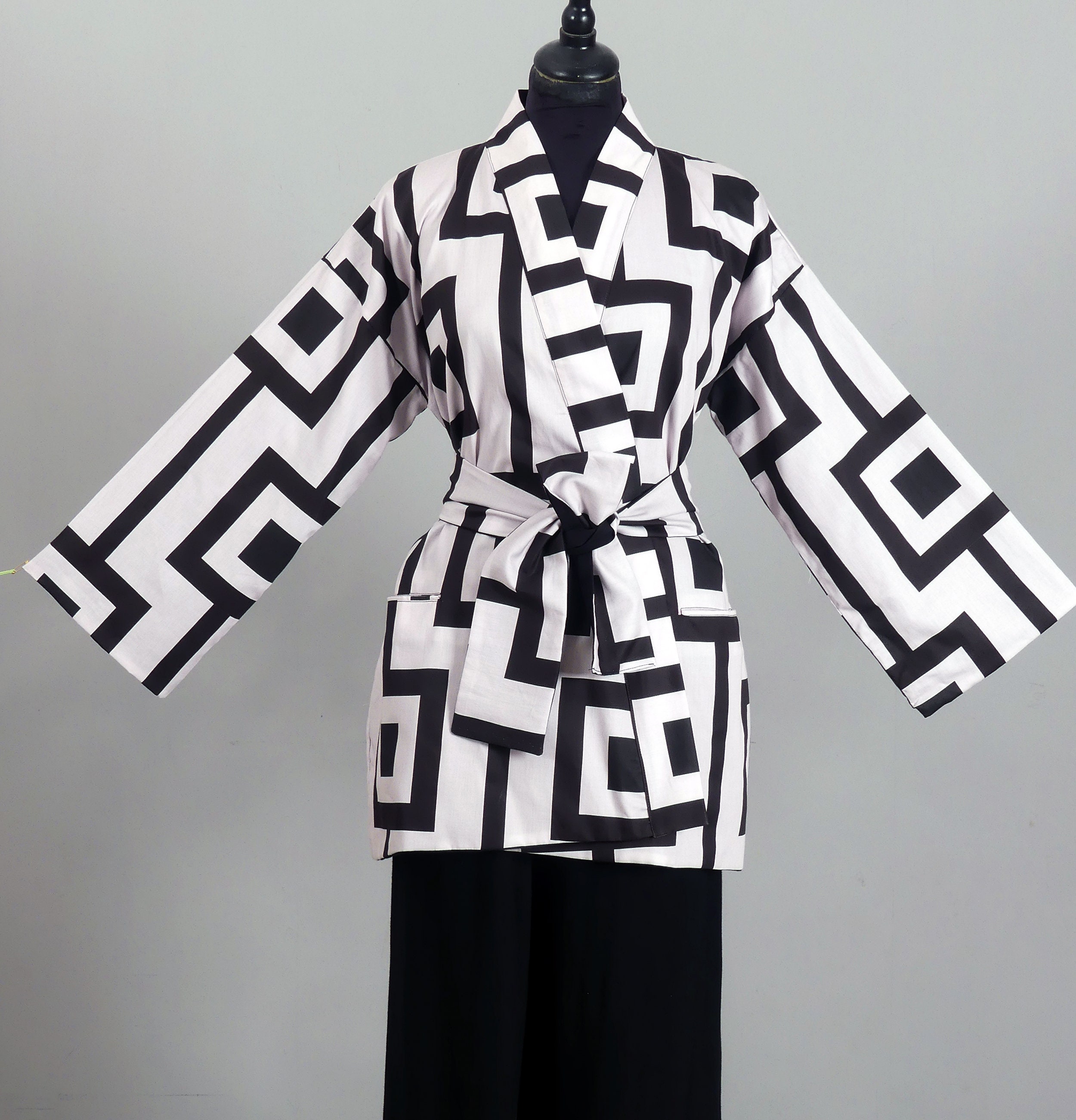 Long Black and White KIMONO JACKET With Geometric Patterns