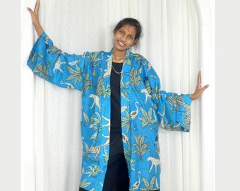 Short kimono for men or women in light cotton with jungle animal motifs