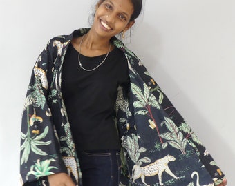 Short black jacket  in light cotton kimono collar with jungle animal print