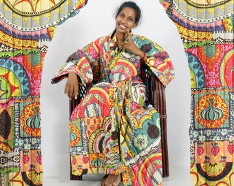 Reversible quilted dressing gown kimono in printed cotton lined with matching machine quilted
