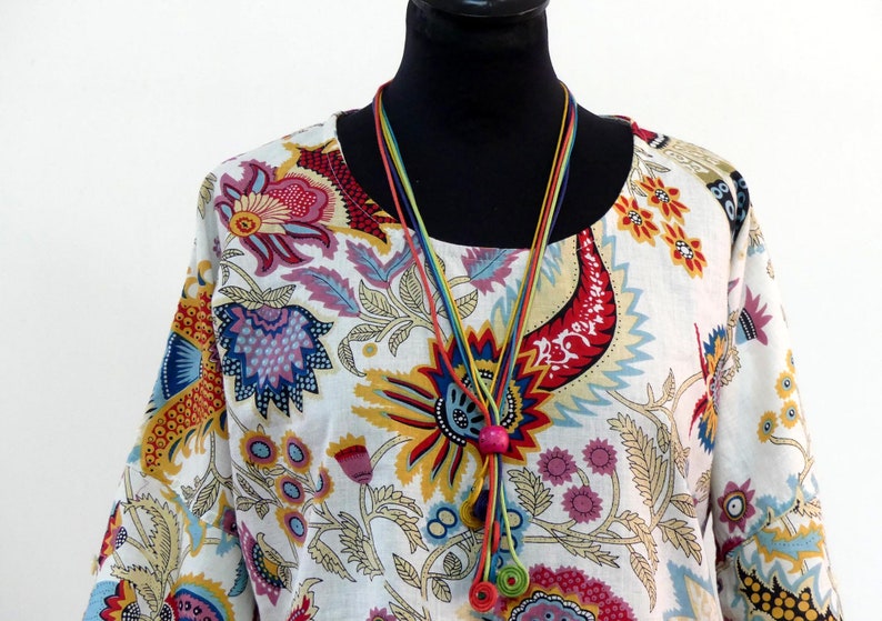 White TUNIC TEESHIRT in lightweight cotton with multicolored paisley print and long sleeves zdjęcie 5