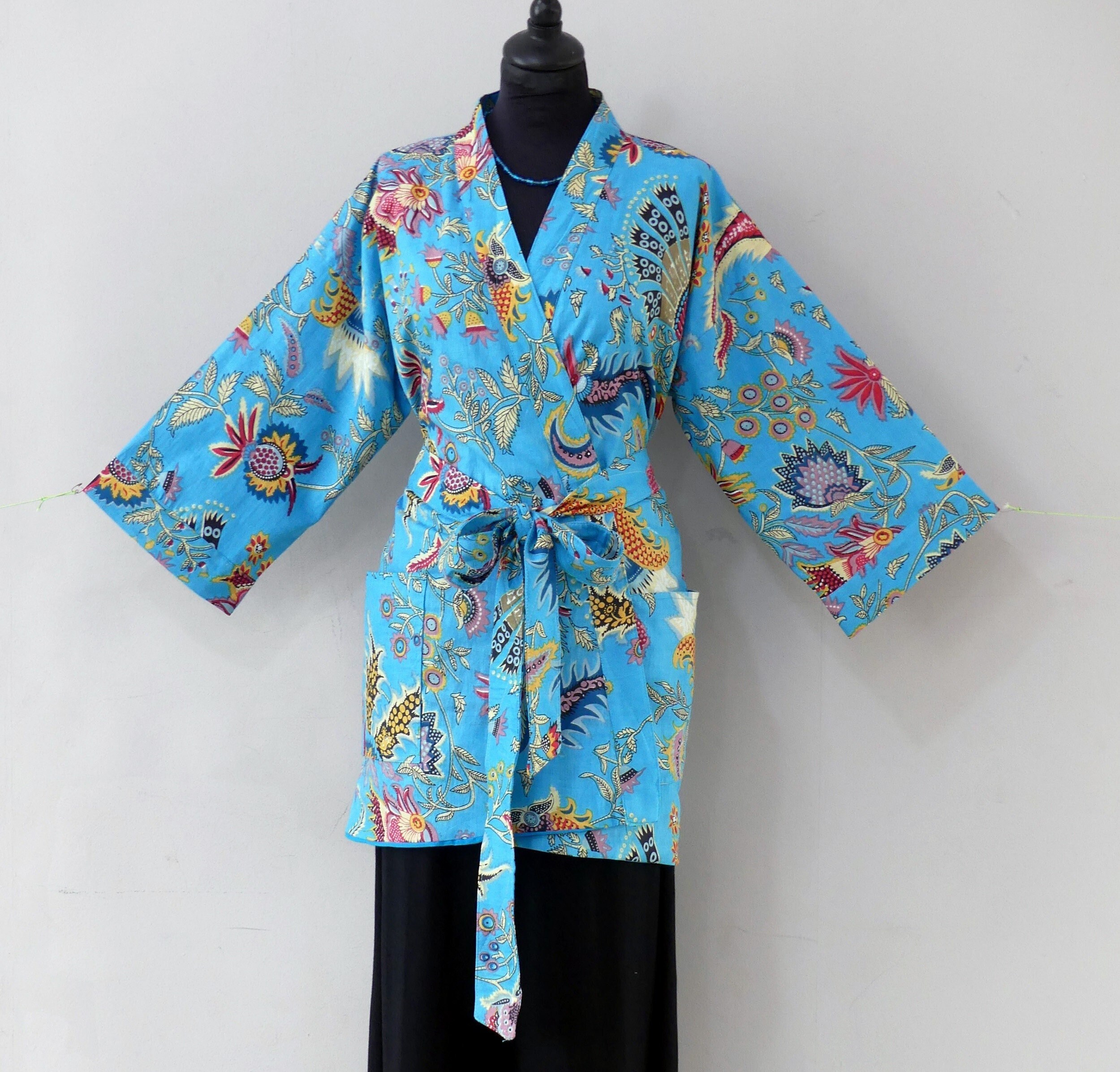 tormenta Entender vaquero Short Bleu Turquoise and Multicolored Paisley Printed Kimono - Etsy