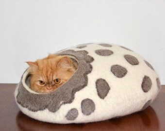 Cat bed, cat furniture, Wool Cat cave, pets house, pet bed, dog bed