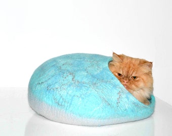 Cat Bed, Cat House, Cat furniture, Cat Cave, Pet Bed, Pet House, Pet Bedding, Puppy Bed, Dog Bed, Dog Furniture