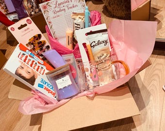 Mini-Geschenkkorb mit Krimi-Büchern