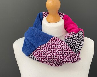 Handwoven luxury  cowl / lambswool infinity cowl - woven with  navy, blue, pink  and white wool, sewn with pink and blue merino fabric
