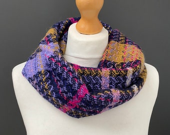 Handwoven purple scarf, merino wool cowl, woven with 100% wool and alpaca - a unique, soft , warm and individual luxury gift