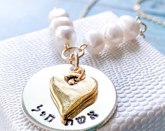 Hebrew Necklace Eshet Chayil Woman of valor Pearl Necklace for Proverbs 31 Judaica Jewish Proverbs 31 Hebrew font gift Jewish Hebrew letter