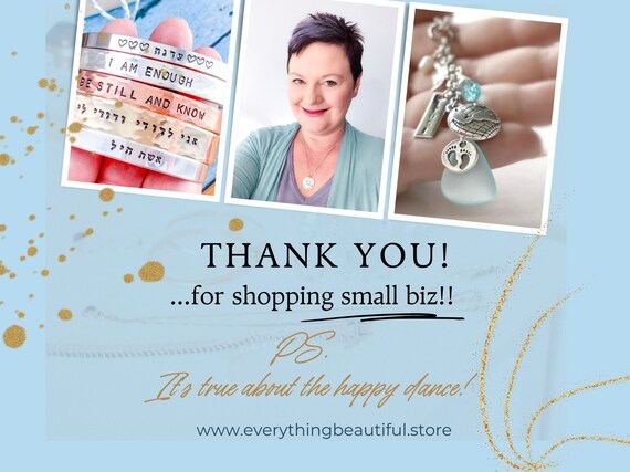I am queen blue necklace deals