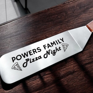 Custom Engraved Pizza Spatula: Personalized Family Pizza Night Gift