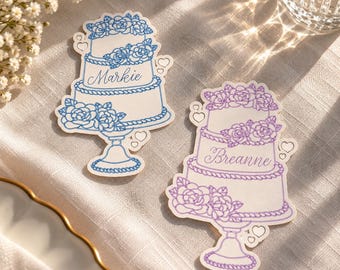 Personalized Wedding Cake Place Cards – Floral Cake-Shaped Guest Name Cards