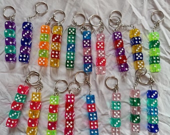 Kniffel Würfel Schlüsselanhänger transparent / bunt