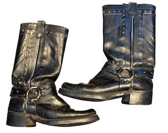Bottes motardes vintage en cuir noir à clous en forme d'étoile, bout carré, pointure 40 (homme).
