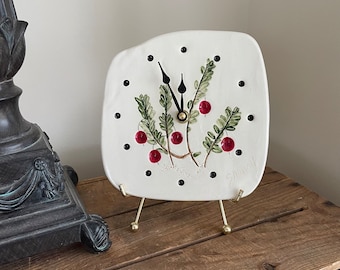 Cranberry vine Clock, Cape Cod Gift, Cranberry Decor, Handmade Ceramic Cranberry wall clock, Quartz, Desk Clock Cranberry grower Gift