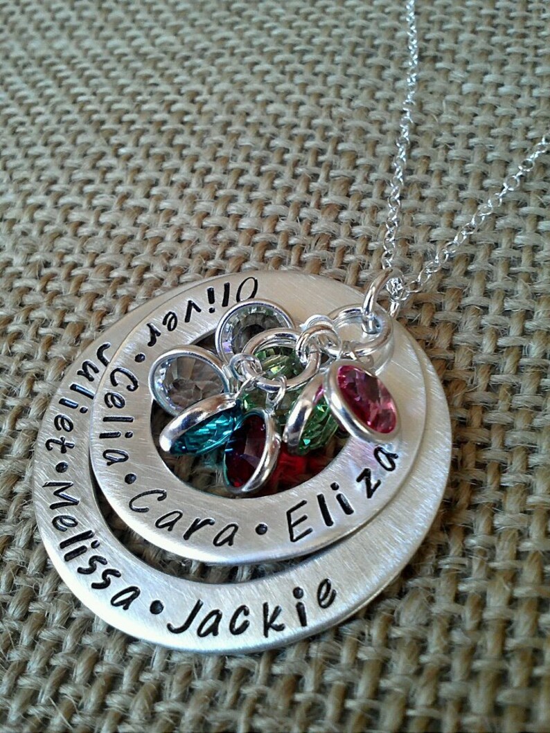 Gift for Grandma Personalized Mom Necklace Mothers Day Necklace Kids Names Necklace for Grandma Name Birthstone Grandkids Necklace