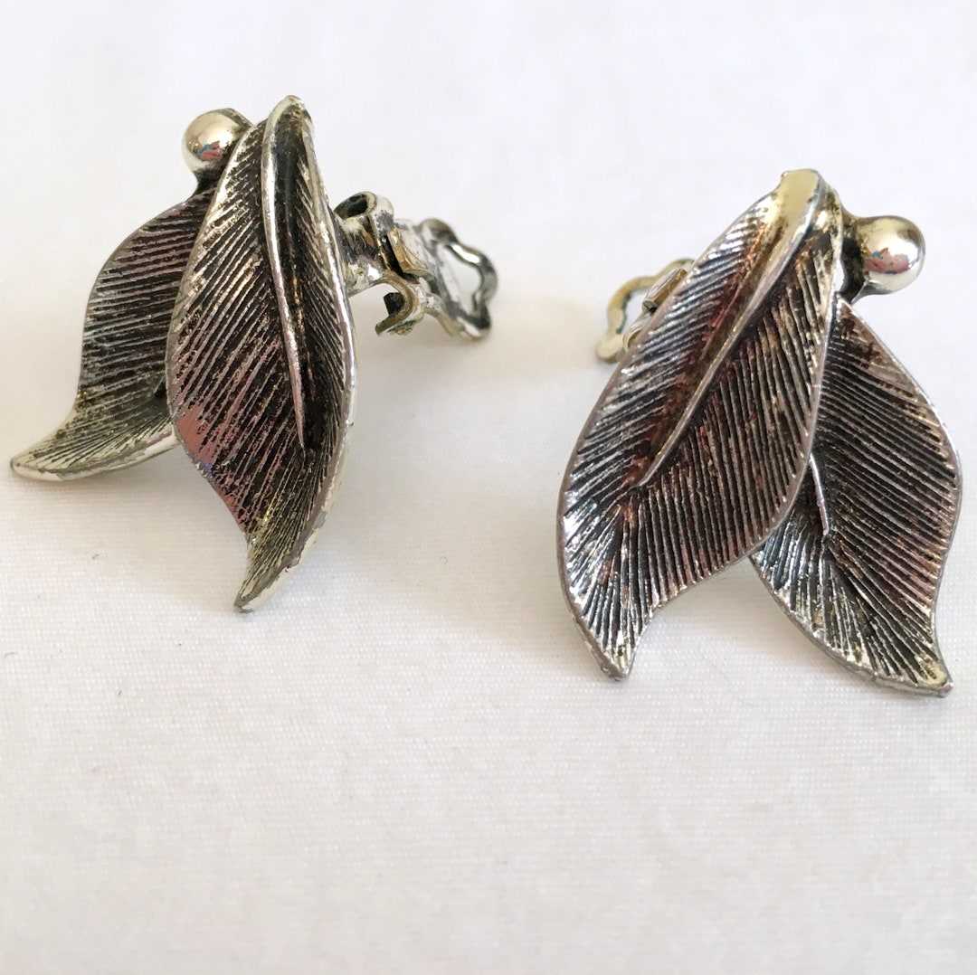 【HYERES LOR】23FW★ Colombe d'Or Silver Stone Ear Clip il_1080xN.1671827096_pz9r.jpg