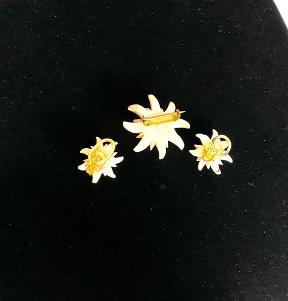 Celluloid Flower Brooch & Earrings/Vintage Flower… - image 4