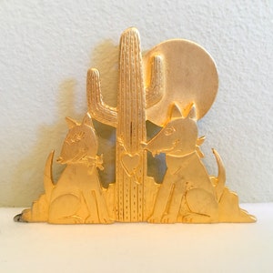 J J Jonette Coyote Moon Pin/2&quot; Tall Gold Tone Dogs Brooch/Dogs In Love Jewelry/SW Coyote Romance Brooch/Coyote Cactus Moon Valentine Pin