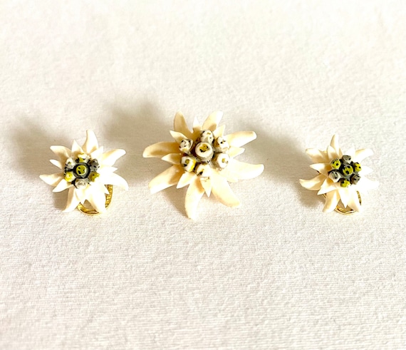 Celluloid Flower Brooch & Earrings/Vintage Flower… - image 2