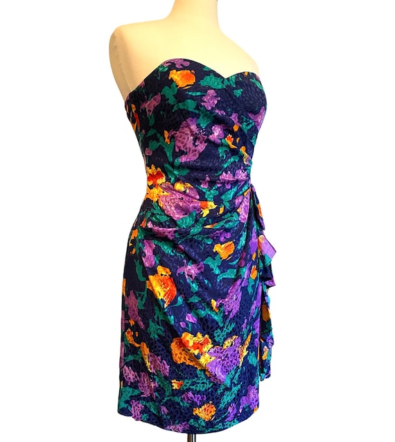 I Magnin Silk Strapless Dress/Side Tie Floral Kne… - image 4