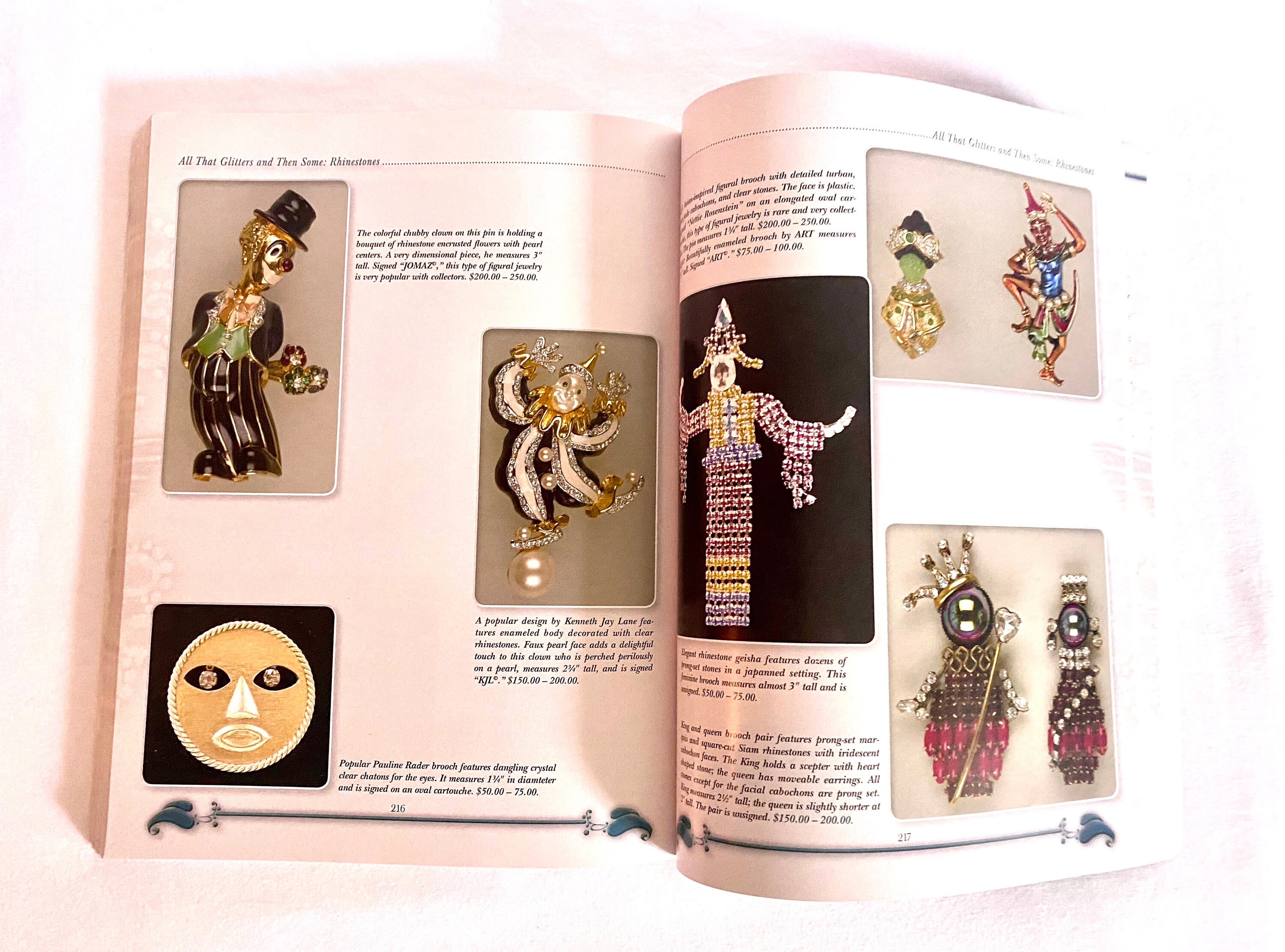 Classic American Costume Jewelry, Vol. 2: Identification & Value 
