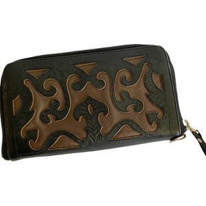 JL Saldivar Pochette en cuir/portefeuille vintage 12 cartes /Cuir outillé à la main noir et marron/Fabriqué au Paraguay/8 « x 4,5 » avec fermeture éclair