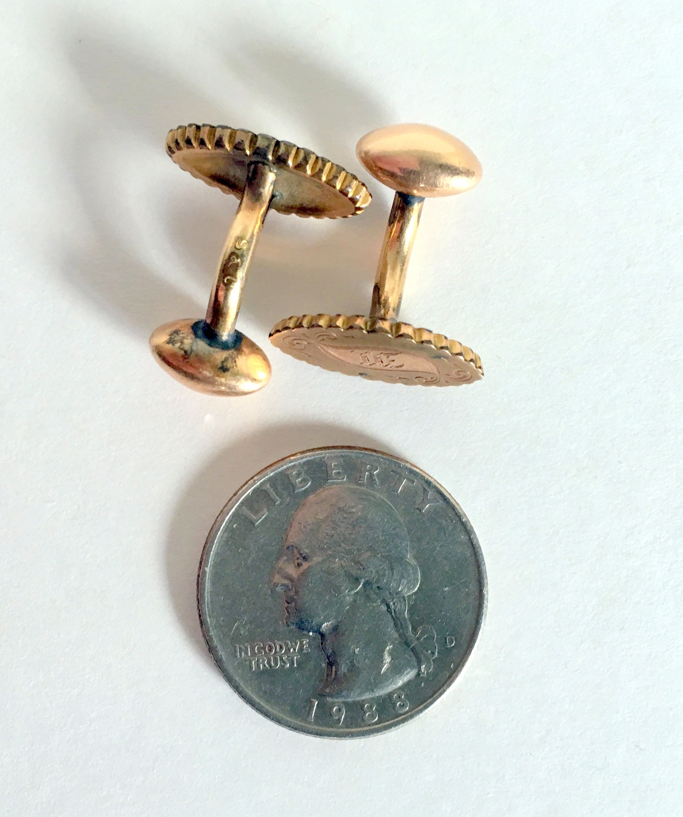 Ancienne Paire De Boutons De Manchette Dorés - Vintage - Occasion Très Bon état